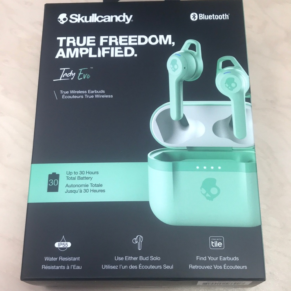SkullCandy Indy Evo earbuds